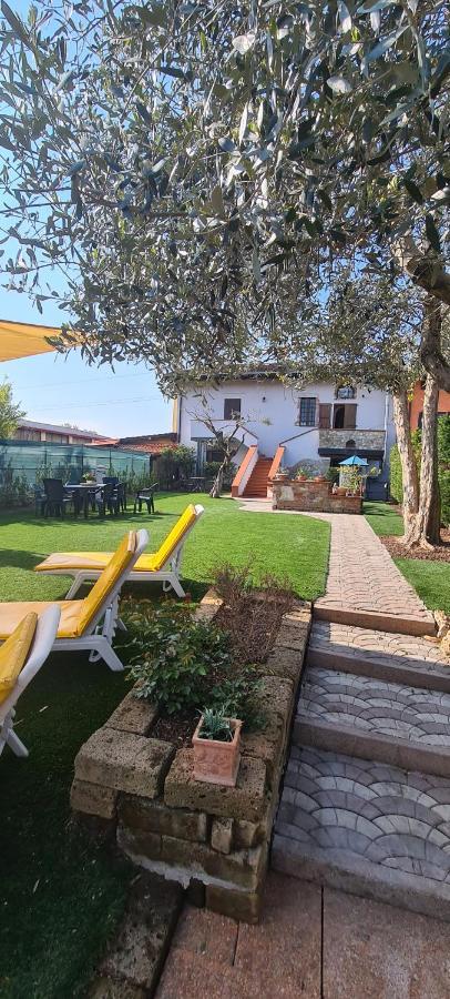 Garda Family House Ξενοδοχείο Ντεζεντσάνο ντελ Γκάρντα Εξωτερικό φωτογραφία
