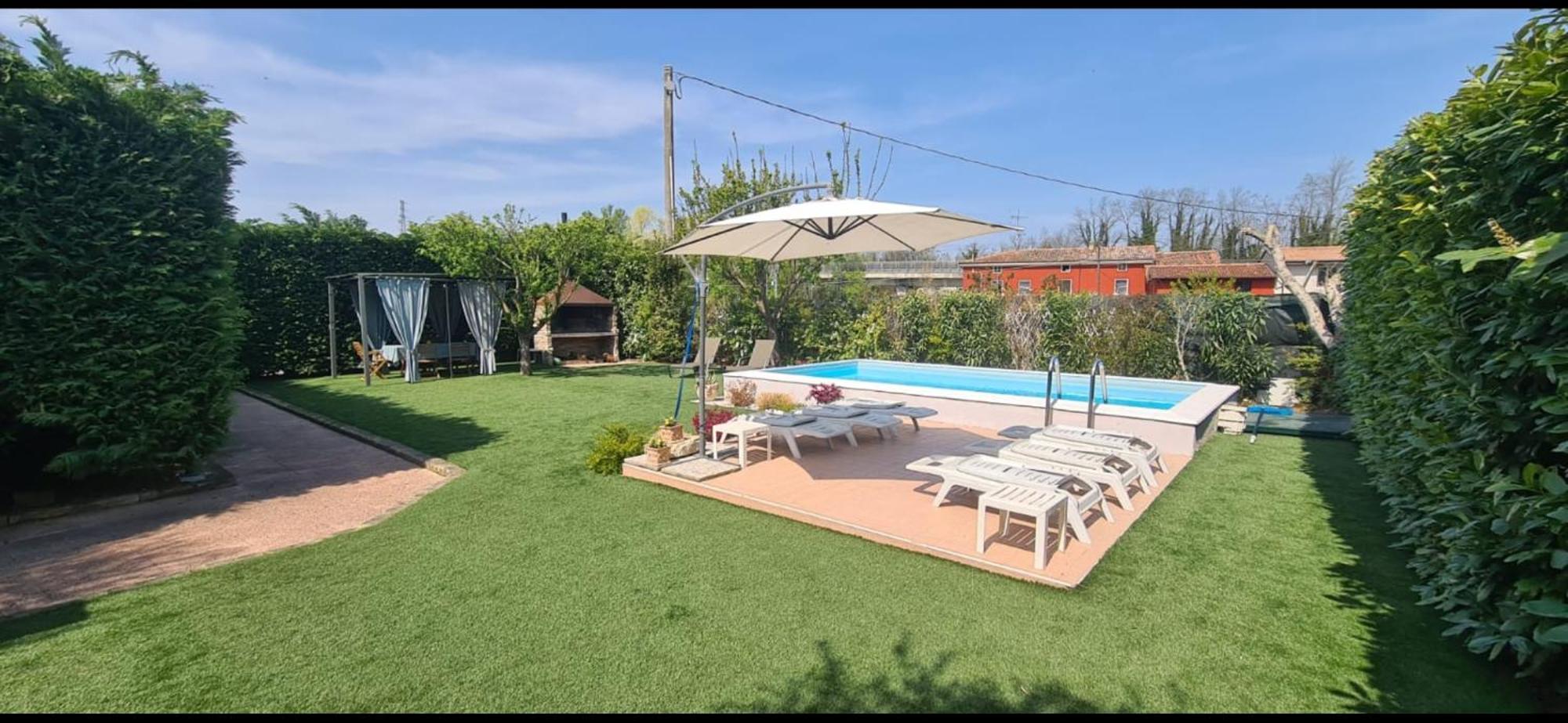 Garda Family House Ξενοδοχείο Ντεζεντσάνο ντελ Γκάρντα Εξωτερικό φωτογραφία